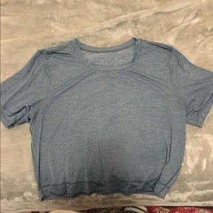 LULULEMON Cropped Tee